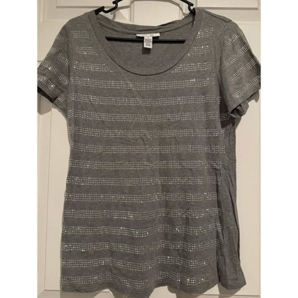 059. Style & Co sparkly top Just in time for the holidays
